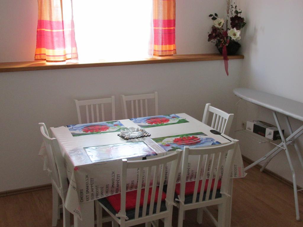 Apartmani Roza Лопар Екстериор снимка